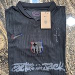 Nike Men's Black Shirt