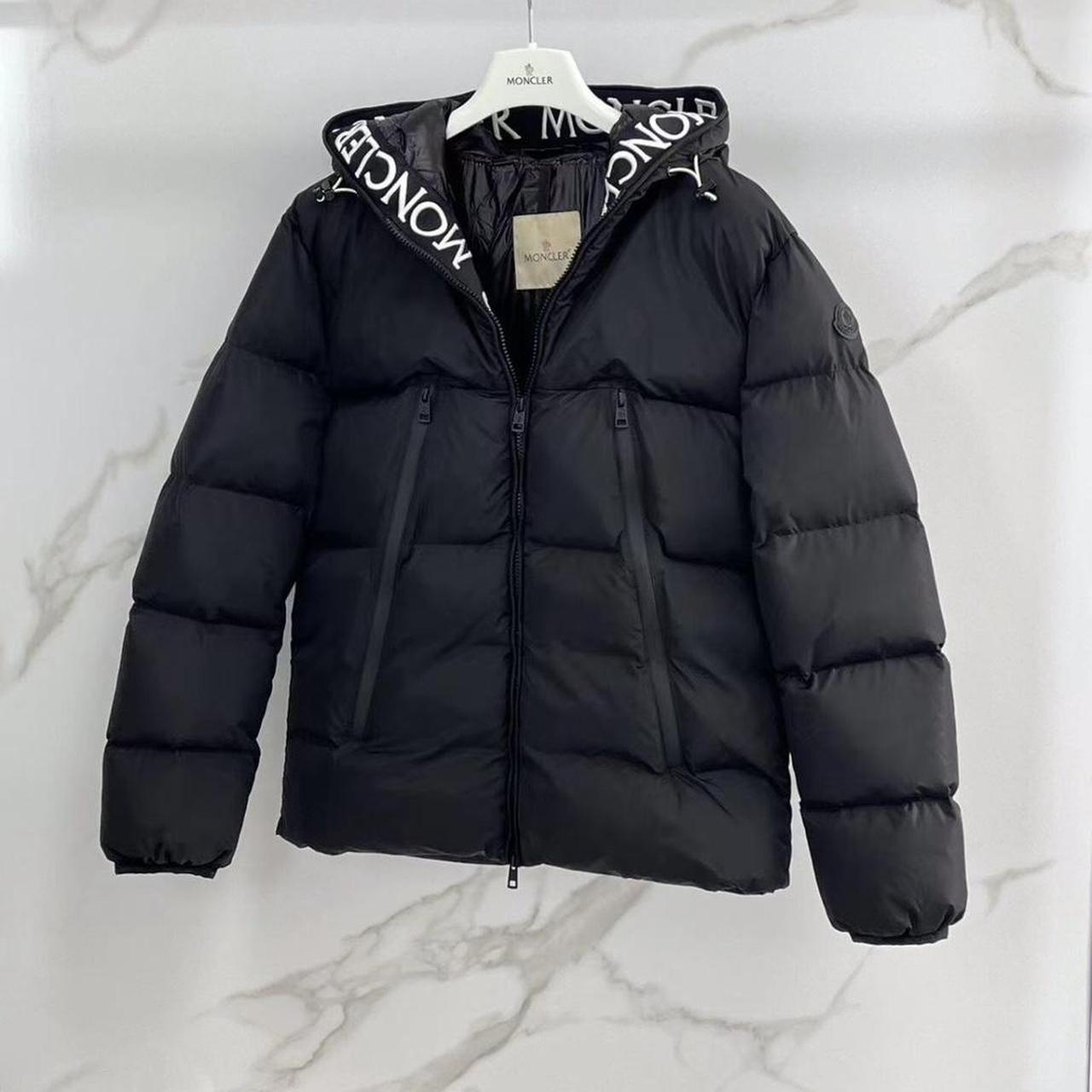 P0 Moncler Men's Black Jacket - Image 1