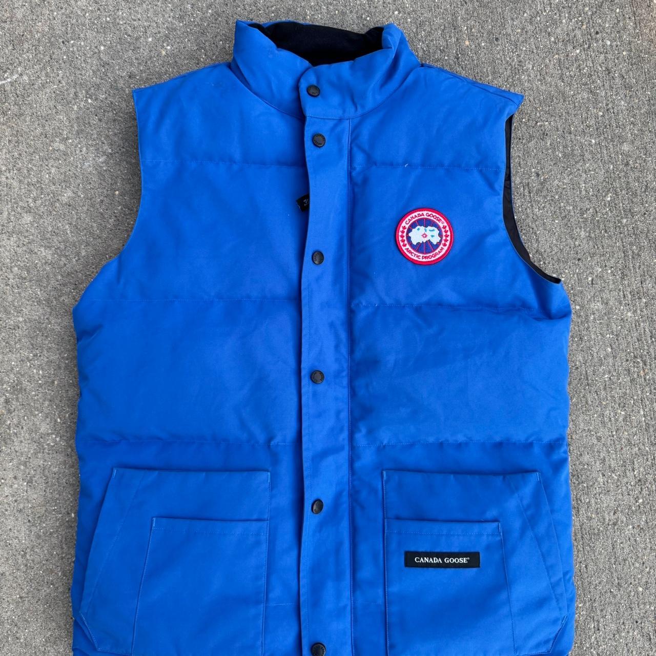 P0 Canada Goose Men's Blue Gilet - Image 1