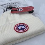 Canada Goose Men’s Cream and White Hat - Image 2