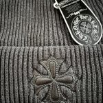 Men’s Grey and Black Hat - Image 3