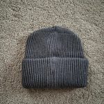 Men’s Grey and Black Hat - Image 4