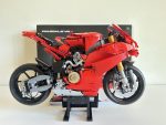 LEGO Technic Ducati Panigale V4 R - Image 4