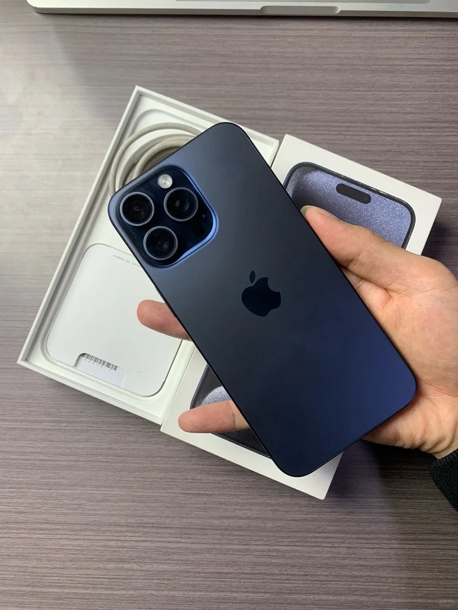 67c0dd9c iPhone15 pro max - Image 1