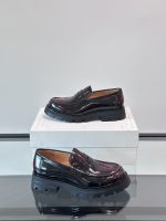Alexander McQueen - Image 5