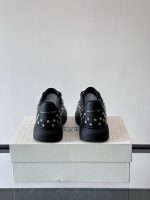 Alexander McQueen - Image 9