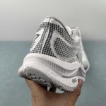 New Balance - Image 10