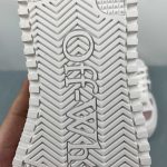 Off-White - Image 6