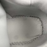 New Balance - Image 2