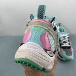 Off-White - Image 9