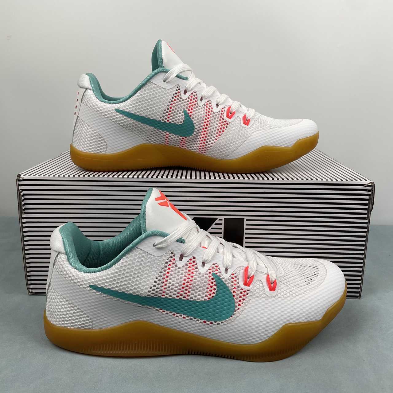 3718c8f8 Kobe IX Elite Low DXR - Image 1