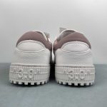 Off-White - Image 13
