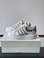 Alexander McQueen - Image 4