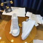 Alexander McQueen - Image 5