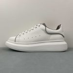 Alexander McQueen - Image 5