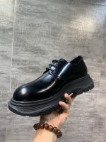 Alexander McQueen - Image 6