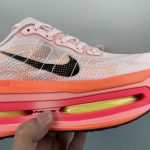 Nike Vomero Premium - Image 9