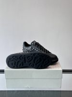 Alexander McQueen - Image 10