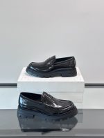 Alexander McQueen - Image 5