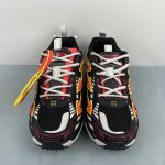 Off-White - Image 14