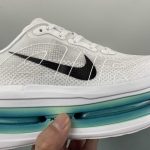 Nike Vomero Premium - Image 6