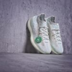 Adidas Yeezy - Image 2