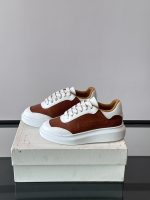 Alexander McQueen - Image 4