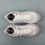 New Balance - Image 4