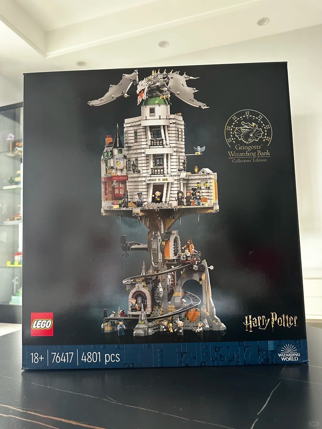 8421e24f LEGO Harry Potter 76417 Gringotts Bank - Image 1