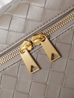 Bottega Veneta Bag - Image 8