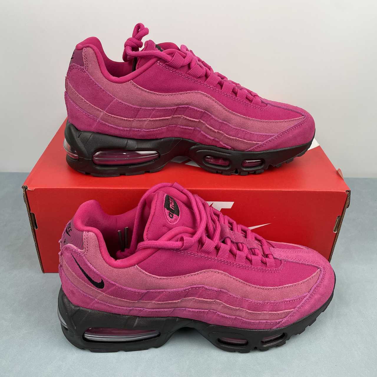 929803a0 NIKE Air Max 95 - Image 1