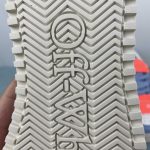 Off-White - Image 6