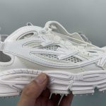 Off-White - Image 8