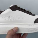 Alexander McQueen - Image 9