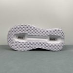 Nike Vomero Premium - Image 12