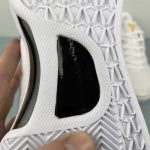 KOBE VIII PROTRON - Image 6