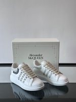 Alexander McQueen - Image 6
