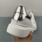 Alexander McQueen - Image 9
