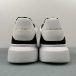 Alexander McQueen - Image 14