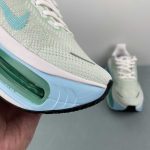 Nike Vomero Premium - Image 8