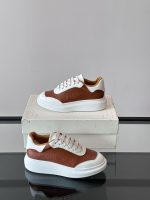 Alexander McQueen - Image 5