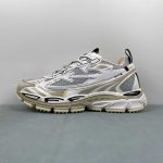 OFF-WHITE - Image 17