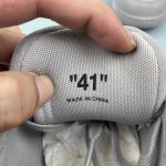 Off-White - Image 4