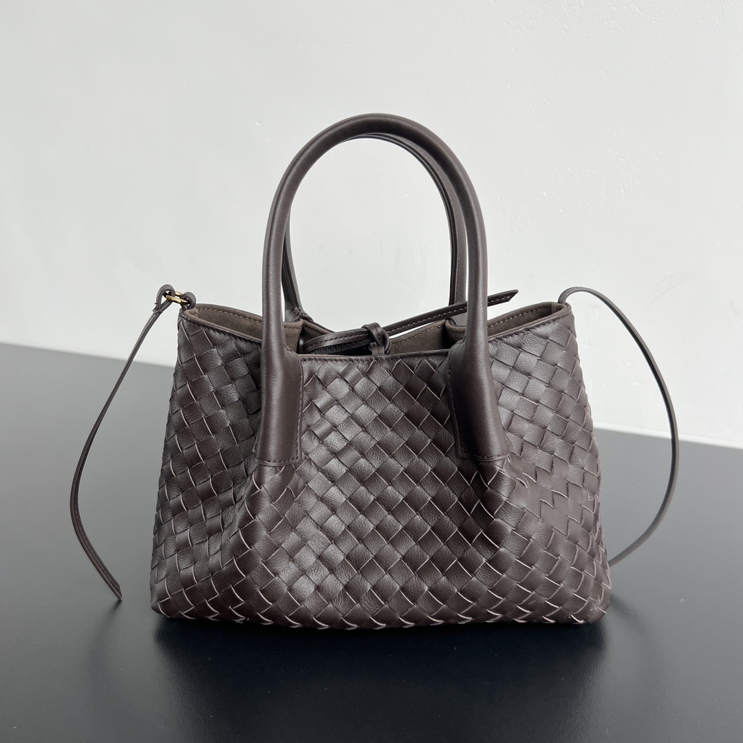 d511dc0f Bottega Veneta Bag - Image 1