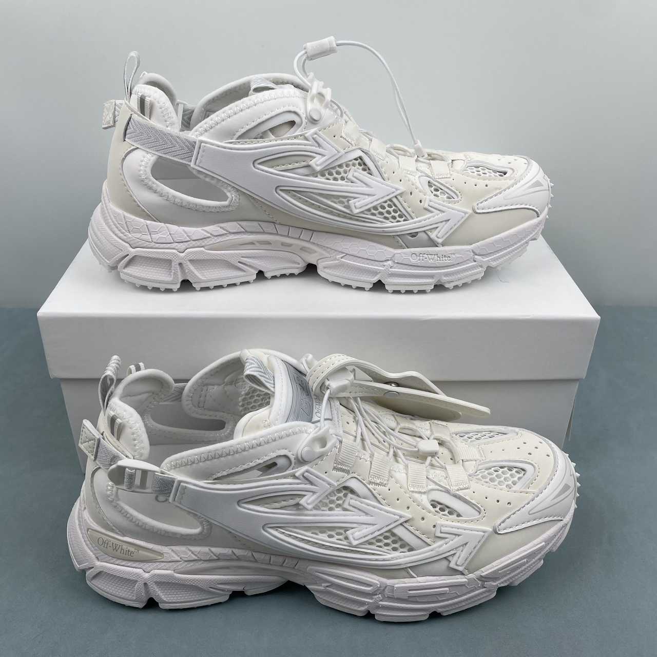 d6b8bad6 Off-White - Image 1
