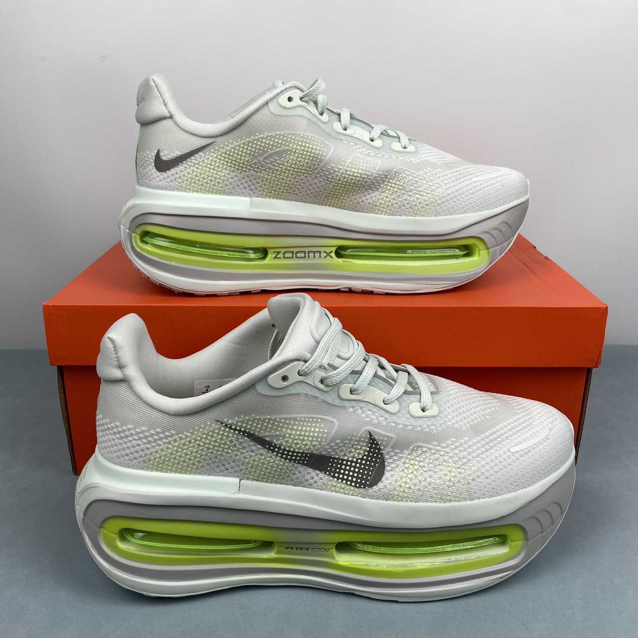 d821197b Nike Vomero Premium - Image 1