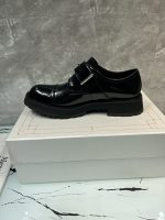 Alexander McQueen - Image 7