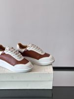 Alexander McQueen - Image 8