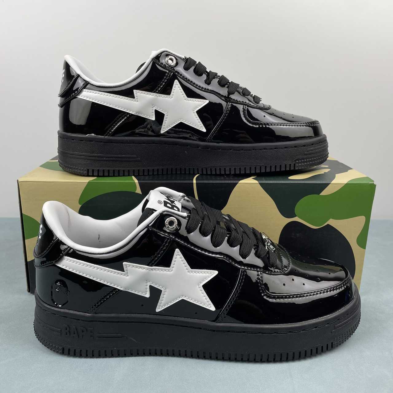 dd04ff82 A Bathing Ape - Image 1