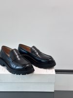 Alexander McQueen - Image 8